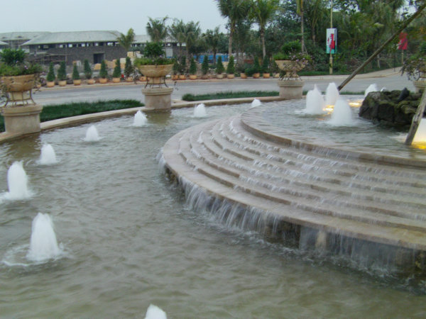 景觀(guān)噴泉設(shè)備